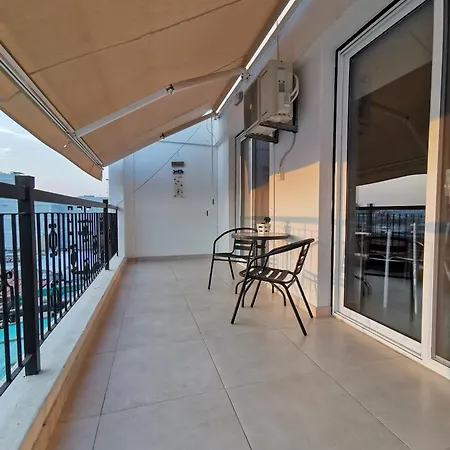 Must - Finikoudes Apartment