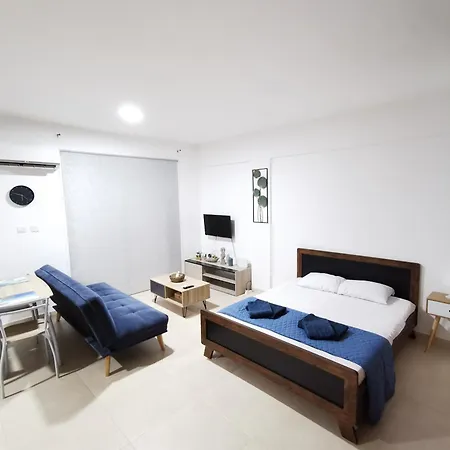 Must - Finikoudes Apartamento