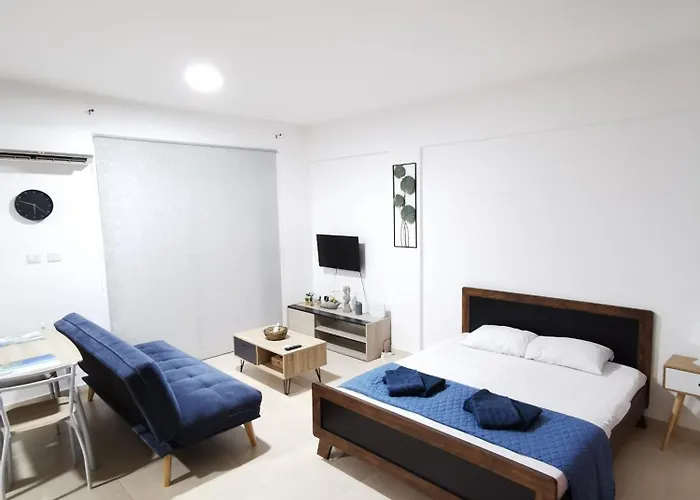 Must - Finikoudes アパート