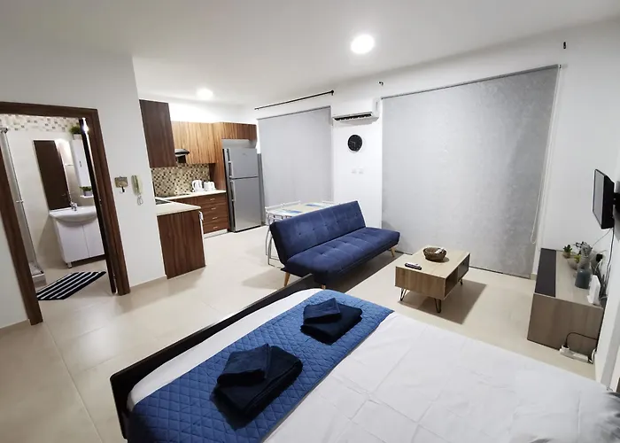 Must - Finikoudes アパート *