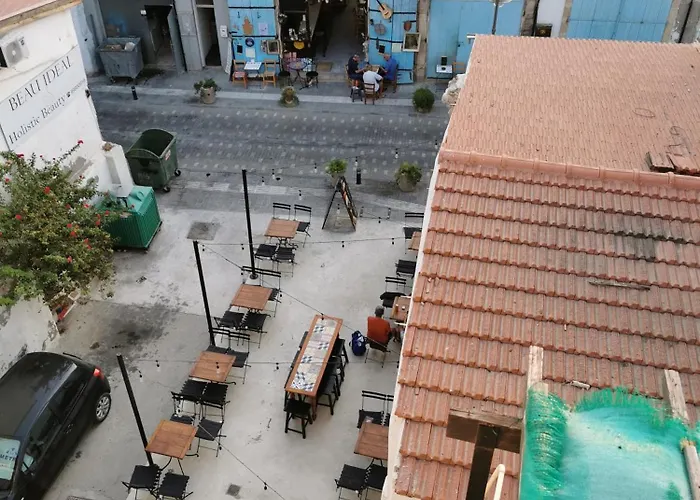 Must - Finikoudes * ラルナカ